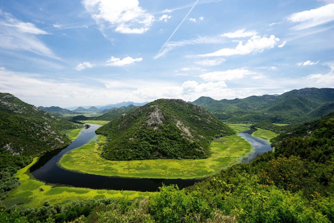 Ö i Lake skadar, nationalpark i Montenegro